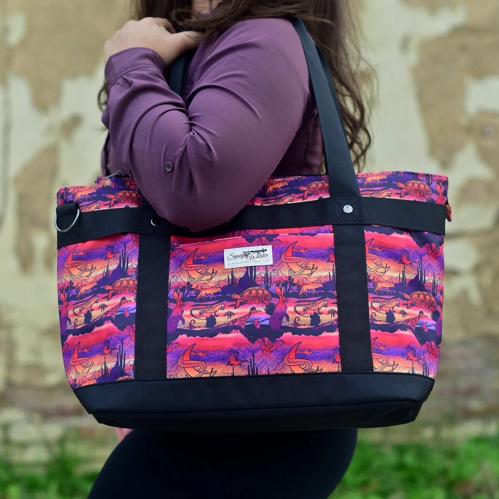Bigfoot (Sage) Large Venture Tote