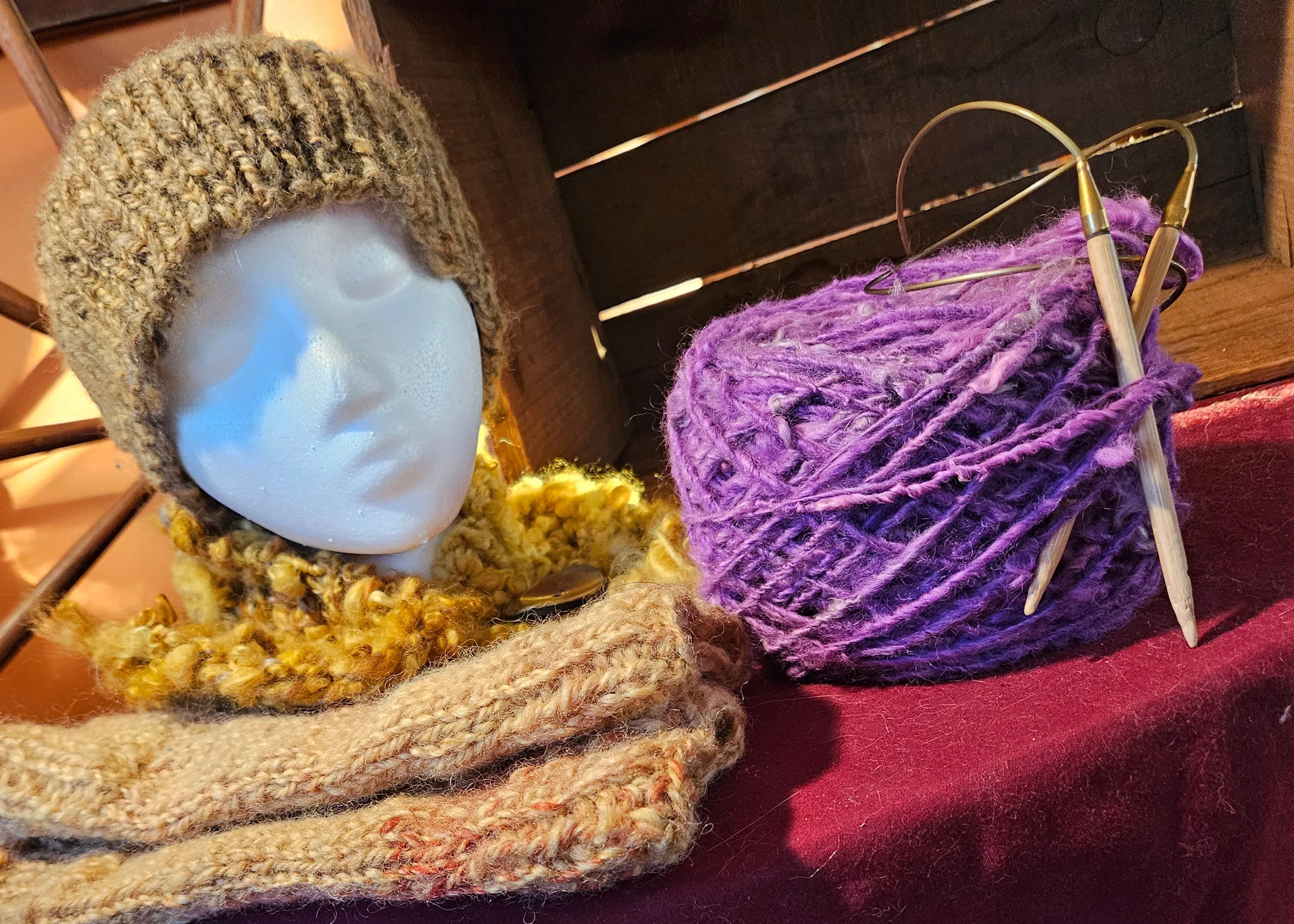 Cowl Knitting Kit-Fushia-46 Handspun Fushia Teeswater & Pattern