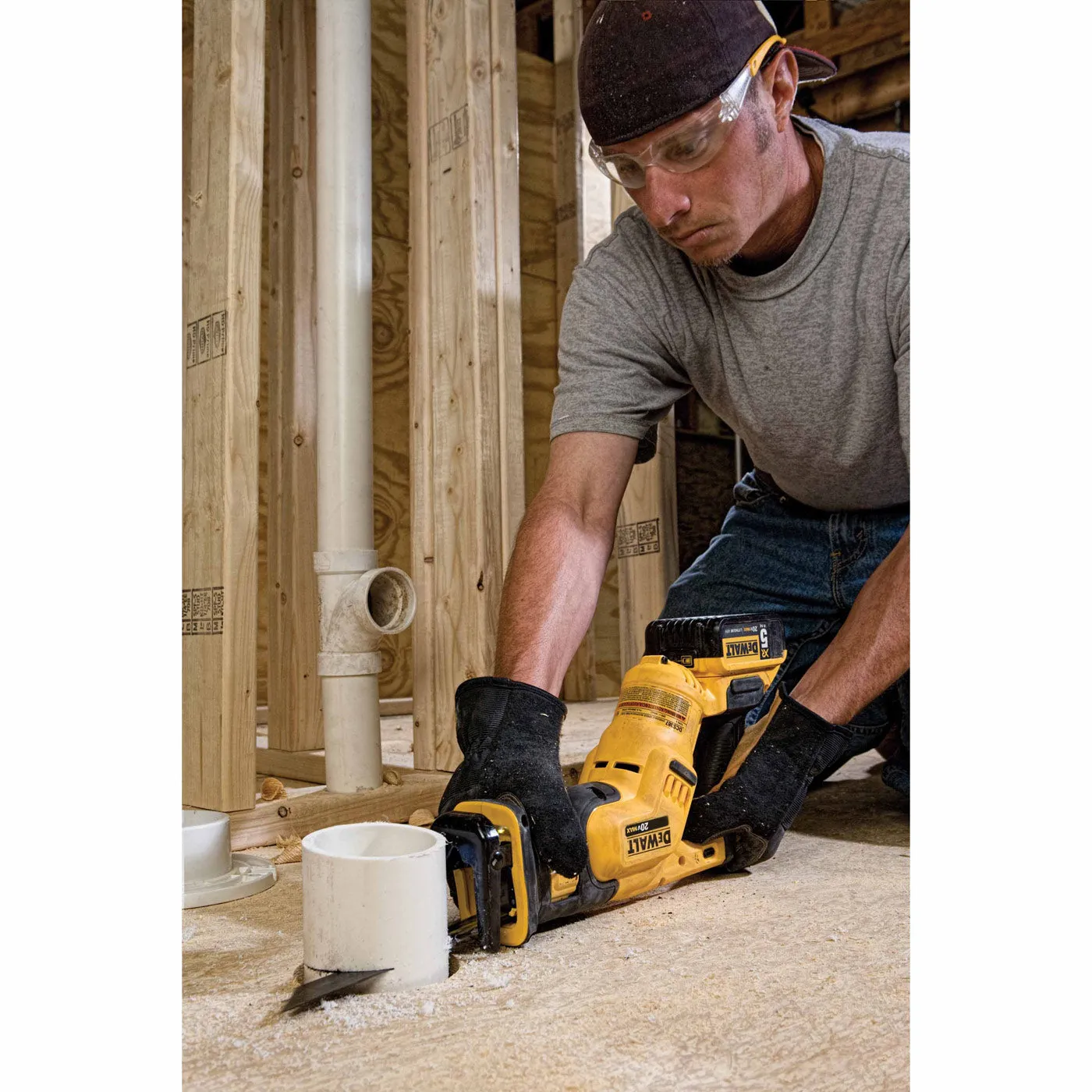 DeWalt DCS387P1 20V MAX Compact Reciprocating Saw Kit
