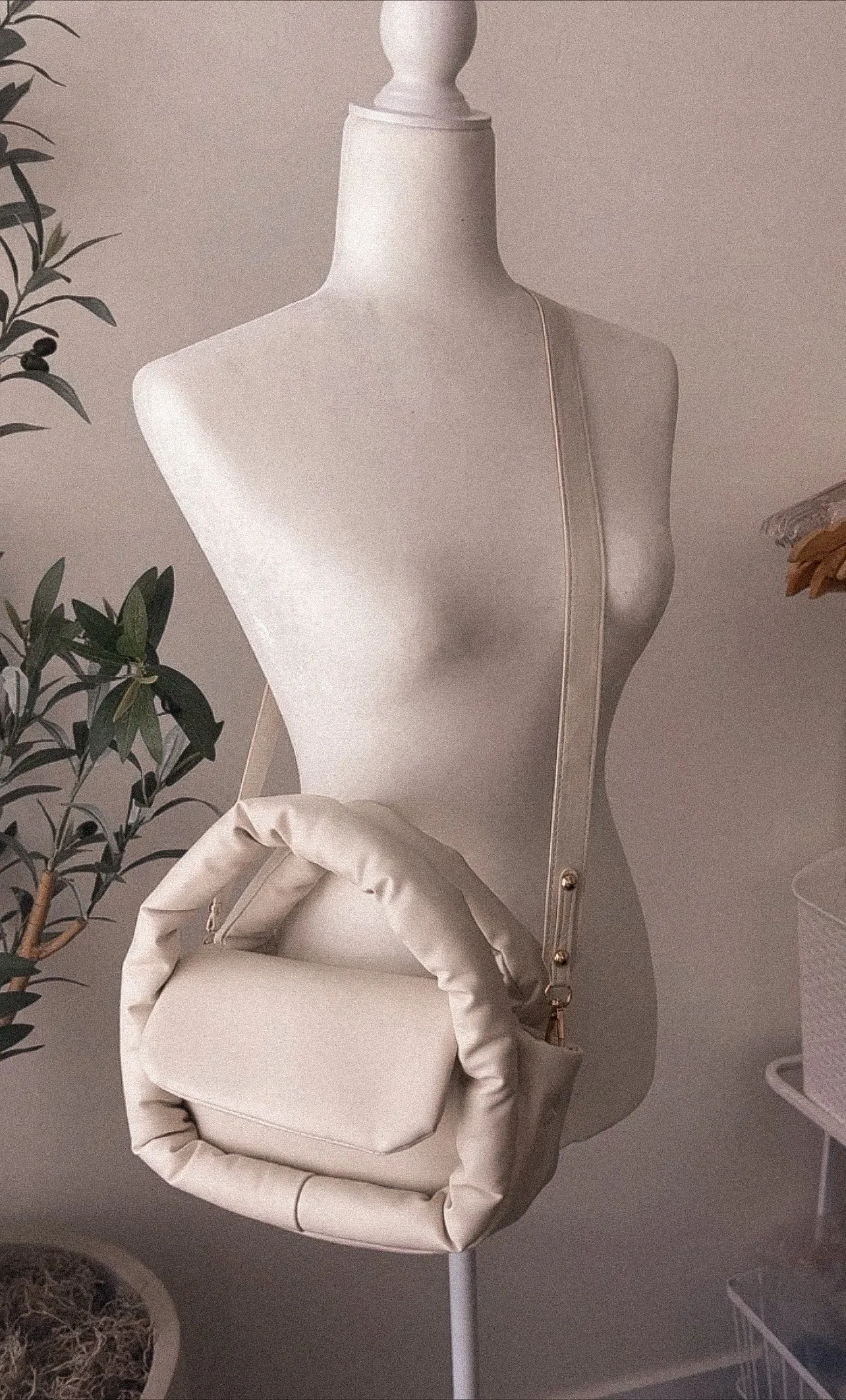 Puffer crossbody bag