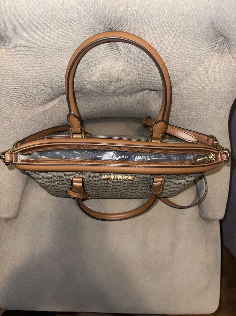 Yara Large Logo Satchel